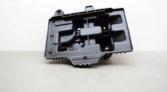KIA Sportage Battery box tray 37150D3000