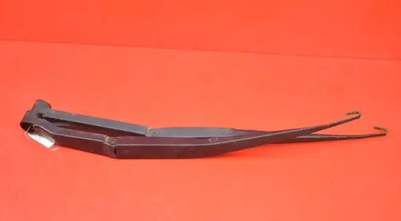 Subaru Legacy Front wiper blade arm