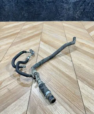 Nissan Navara D23 Engine coolant pipe/hose 04141219