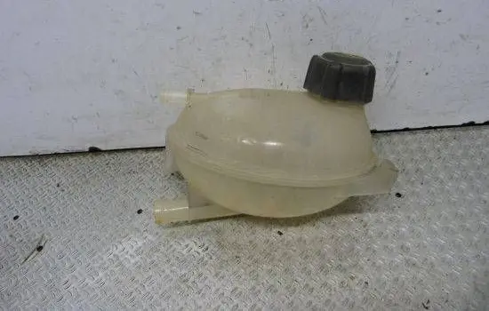 Renault Clio IV Coolant expansion tank/reservoir