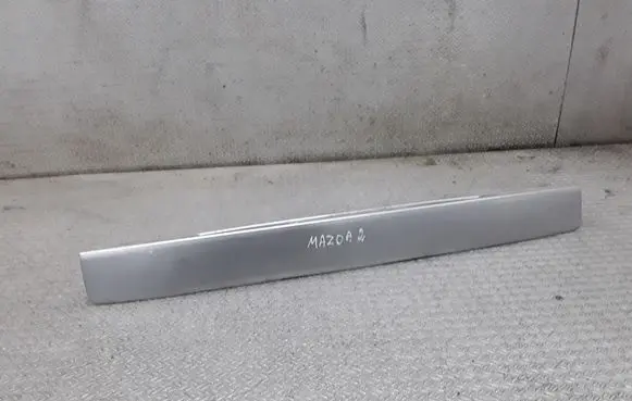Mazda 2 Trunk door license plate light bar 3M71A43404BF