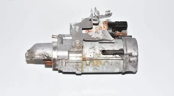 BMW M5 F90 Starter motor 8657337