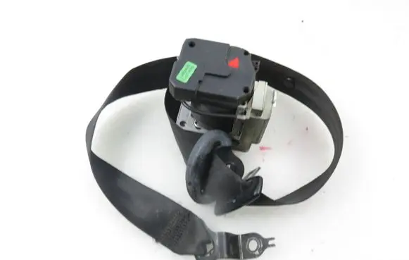 Skoda Fabia Mk1 (6Y) Front seatbelt 6Y0857701A