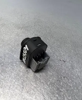 Volkswagen Golf V Wing mirror switch 1K0959565H