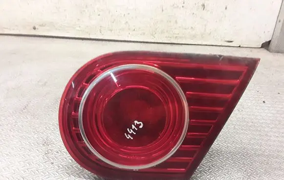 KIA Opirus Tailgate rear/tail lights 