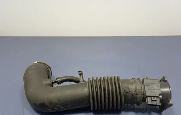 Mazda Tribute Intake resonator YL8U9R504AG