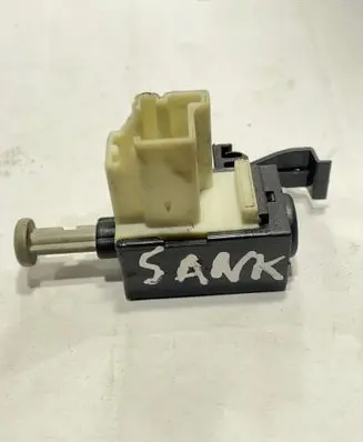Volvo C30 Clutch pedal sensor 
