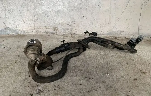 Volvo S60 Engine coolant pipe/hose