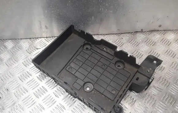 Renault Scenic II - Grand scenic II Battery tray 8200166032
