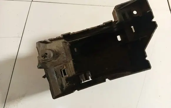 Peugeot 307 Battery box tray 9633899680