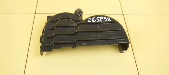 Opel Corsa E Timing chain cover 688330893 B10XFT