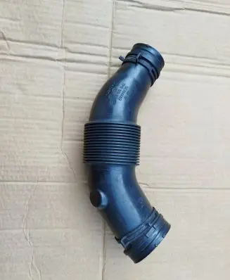 Porsche Cayenne (92A) Air intake duct part 7P0129627C