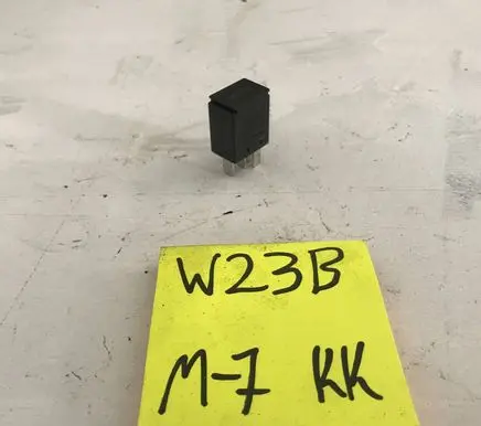 Ford Mondeo Mk III Other relay F57B14B192AA