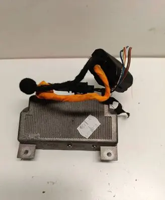 Volkswagen Jetta VI Voltage converter inverter 5M0907155C