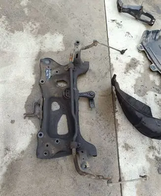 Skoda Superb B8 (3V) Front subframe