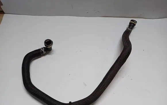 Ford F150 Engine coolant pipe/hose 5.0-V8