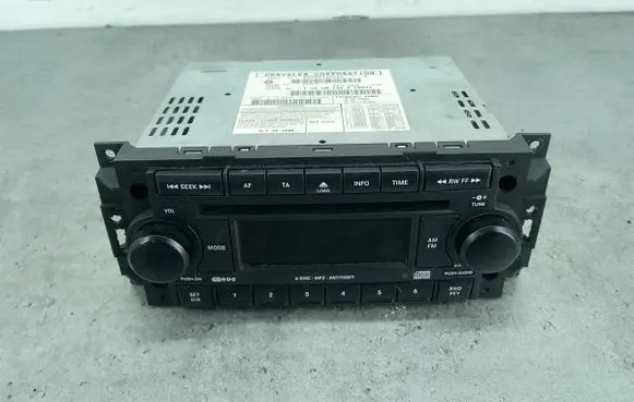 Dodge Caliber Radio/CD/DVD/GPS head unit P05064362AA