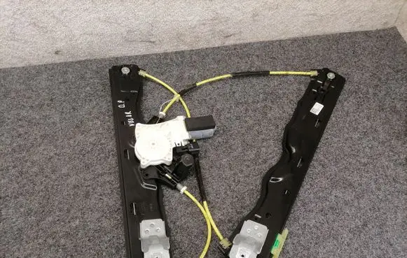 Land Rover Range Rover Velar Front door window regulator with motor J8A223200AB