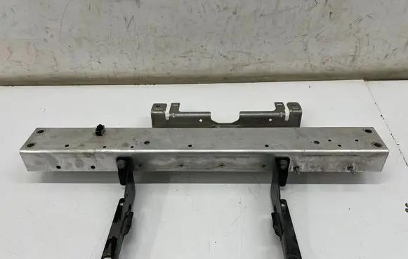 Audi Q8 e-tron Top upper radiator support slam panel 4KE805253B 4KE805209