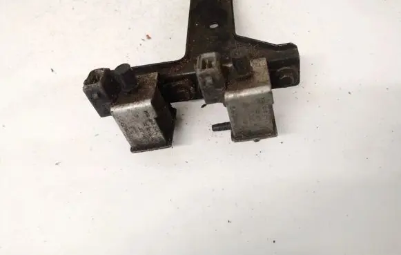 BMW 3 E36 Turbo solenoid valve 72191133 7.21911.33