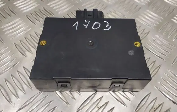 Volkswagen Golf IV Comfort/convenience module 1JO959799