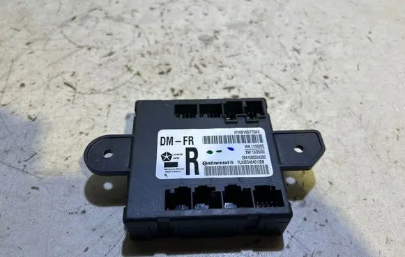 Jeep Grand Cherokee Door control unit/module 68155772AE 2841585504300