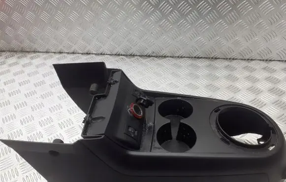 Volkswagen Fox Refrigerator 5Z0863241