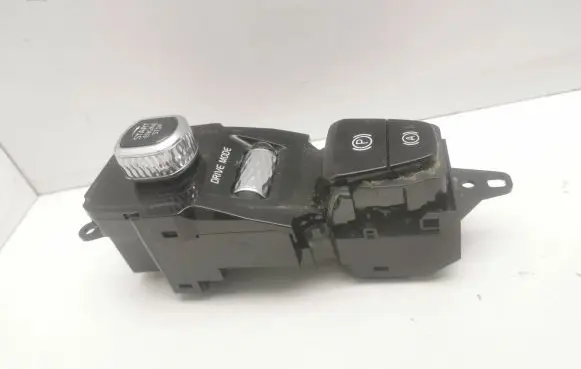 Volvo XC90 Engine start stop button switch 31443818 T18370245901 18W373