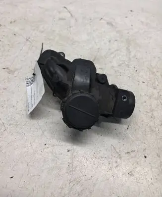 Nissan Note (E11) Breather/breather pipe/hose 8200323338