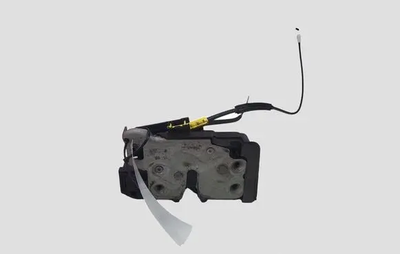 Opel Astra K Front door lock 915C303907718S