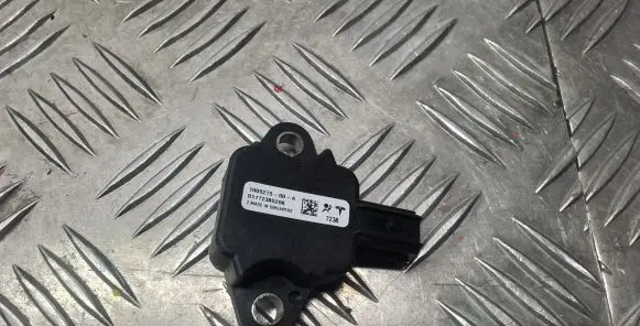 Tesla Model S Airbag deployment crash/impact sensor 100527500A