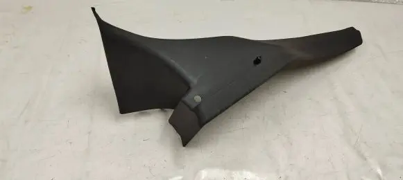 (C) pillar trim