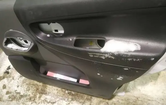 Nissan e-NV200 Front door card panel trim 