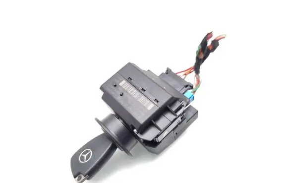 Mercedes-Benz C W203 Ignition lock 2095450508