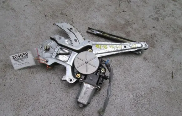 Honda CR-V Rear door window regulator with motor