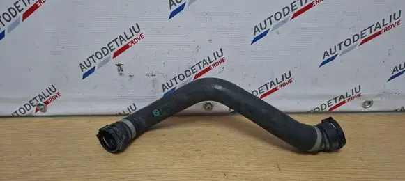 Engine coolant pipe/hose