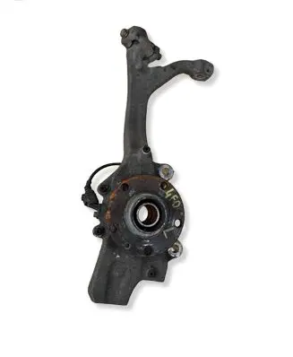 Audi A6 S6 C6 4F Front wheel hub spindle knuckle 4F0257