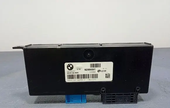 BMW 5 F10 F11 Gateway control module 9299591