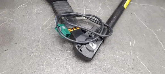 Opel Meriva A Front seatbelt 13130377
