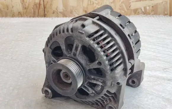 BMW 5 E39 Generator/alternator 2248296 2542264