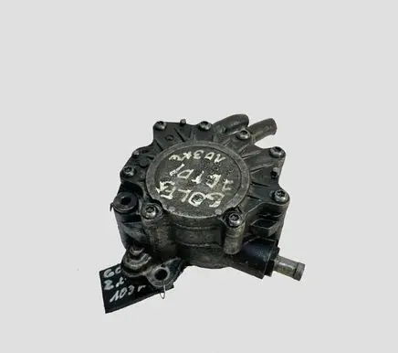 Volkswagen Golf V Vacuum pump 03G145209C