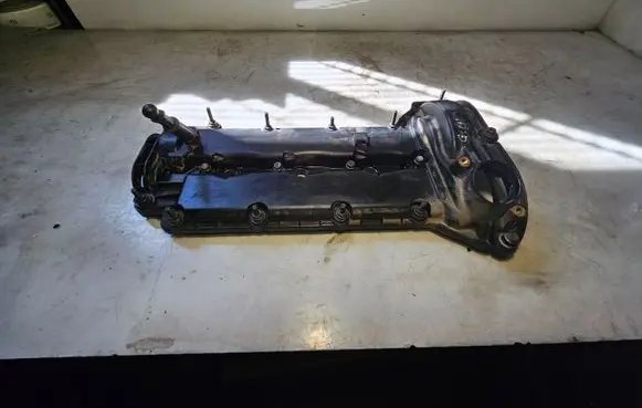 Jeep Grand Cherokee Rocker cam cover 20132531