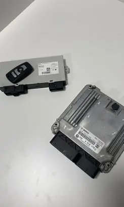 BMW 5 F10 F11 Other control units/modules 8518479 0281018611