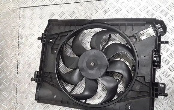 Renault Sandero II Electric radiator cooling fan 214815012R