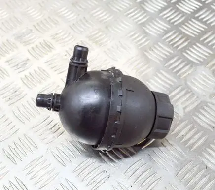 BMW i3 Coolant expansion tank/reservoir 7604431