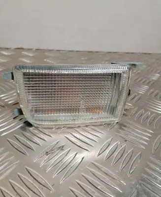 Volkswagen Golf III Front indicator light 084411606