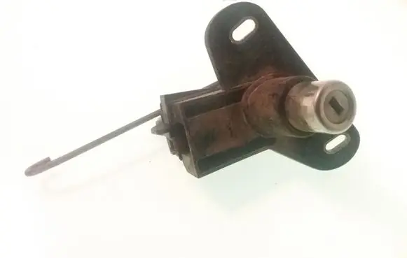 Opel Omega B2 Tailgate opening switch 