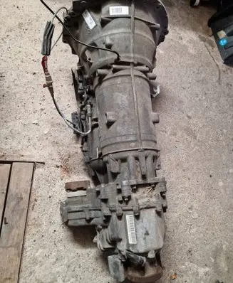 Jaguar XJL Automatic gearbox DW937000AC 1087401282