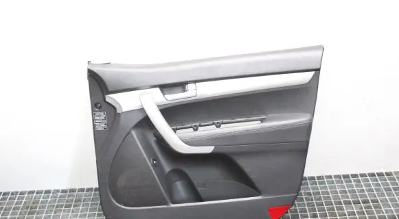 KIA Sorento Front door card panel trim
