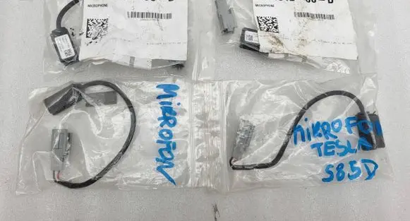 Tesla Model S Microphone (bluetooth/phone) 1004812-00-B